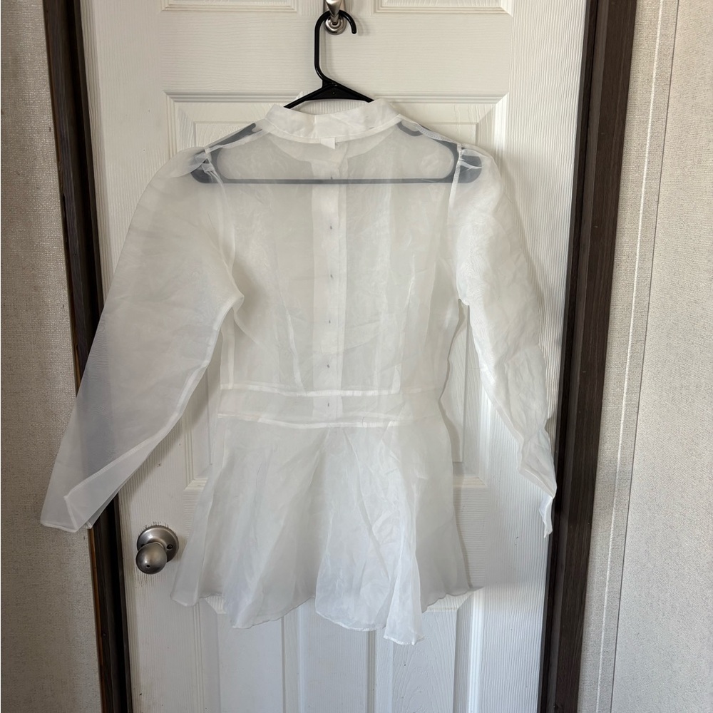Chic Sheer White Button-Up Blouse - Picture 3 of 6